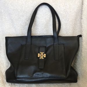 Gently used leather Tory Burch purse
